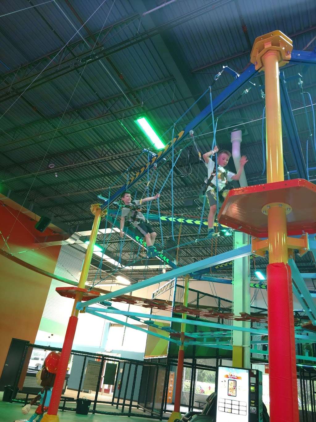 Urban Air Trampoline and Adventure Park | 220 Exchange Dr F, Crystal Lake, IL 60014 | Phone: (779) 216-5612