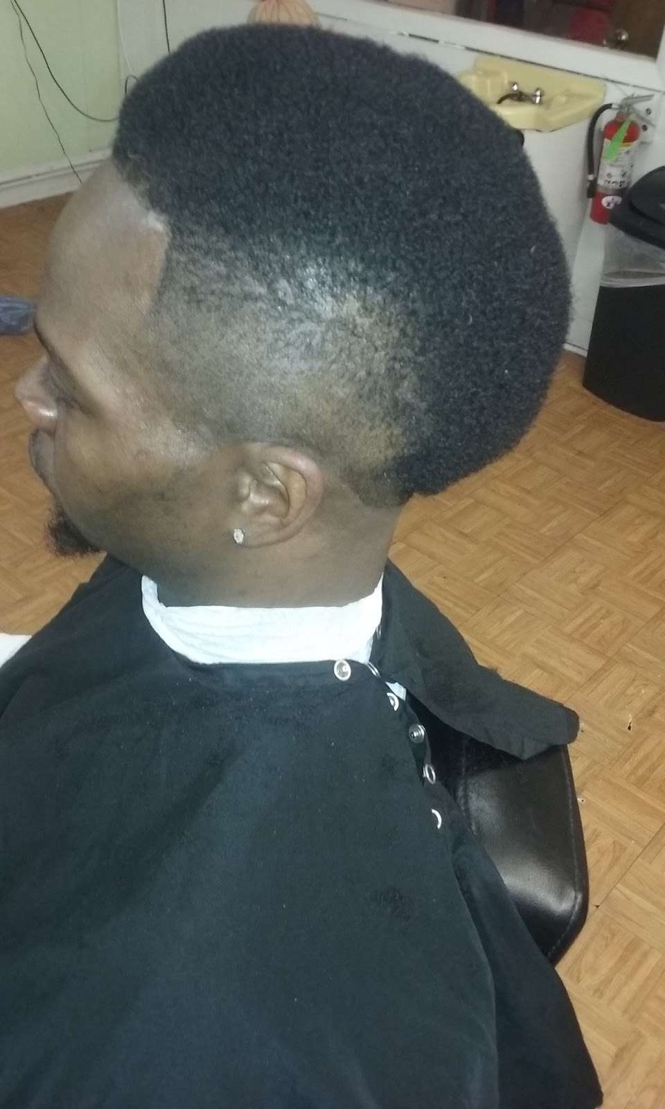 MVP Haircuts & Lining | 954 E 79th St, Chicago, IL 60619, USA | Phone: (773) 994-4460