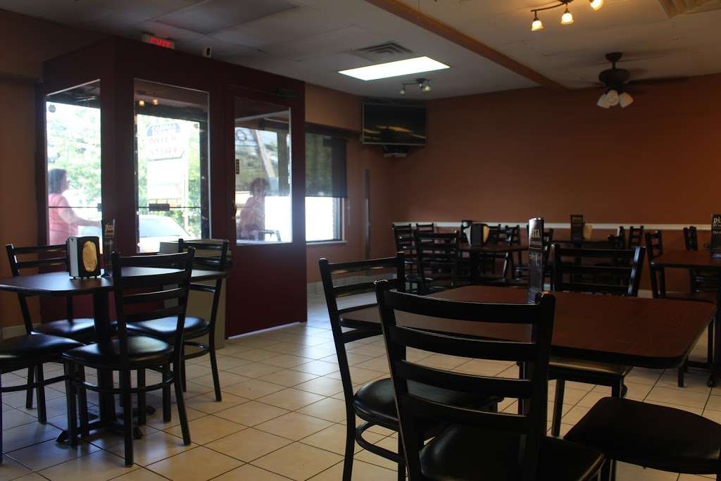 Pizza DiVenezia | 400 Spotswood Englishtown Rd, Monroe Township, NJ 08831, USA | Phone: (732) 251-7437