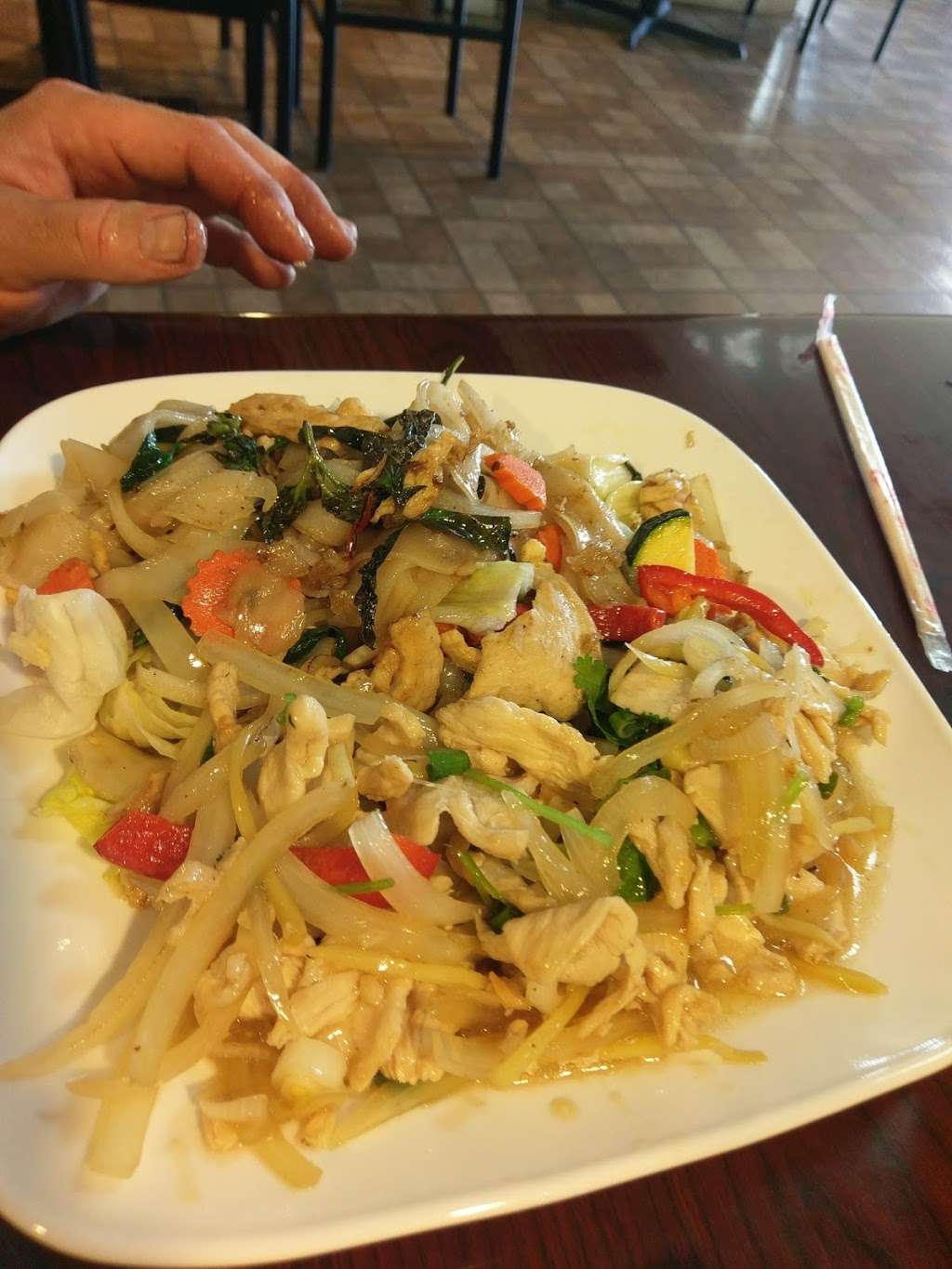 Thai Garden | 3030 Sierra Hwy, Rosamond, CA 93560, USA | Phone: (661) 256-8500