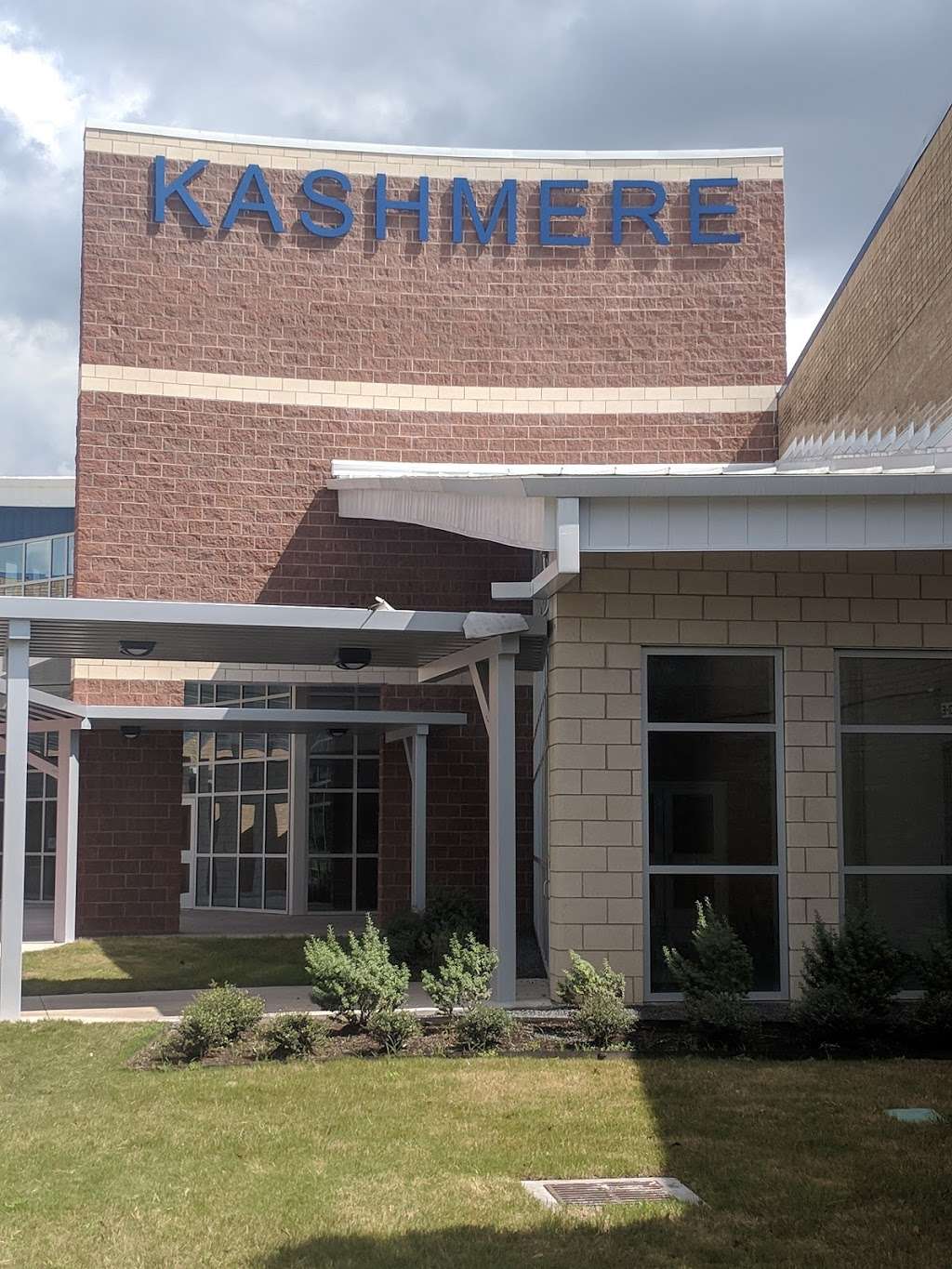 Kashmere High School | 6900 Wileyvale Rd, Houston, TX 77028, USA | Phone: (713) 636-6400