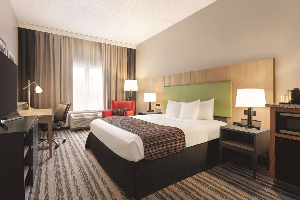 Country Inn & Suites by Radisson, Nashville Airport East, TN | 3423 Percy Priest Dr, Nashville, TN 37214, USA | Phone: (615) 277-1099