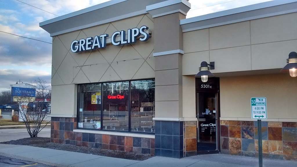 Great Clips | 5301 S 108th St Ste C, Hales Corners, WI 53130, USA | Phone: (414) 425-6170