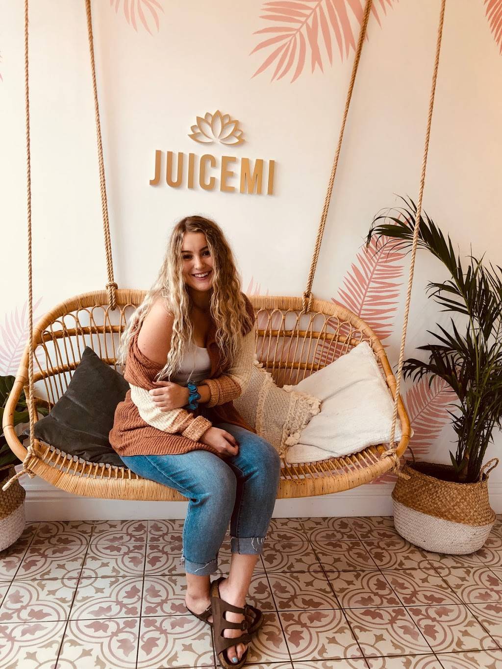 JuiceMI Juice & Coffee | 609 E Balboa Blvd, Newport Beach, CA 92661, USA | Phone: (949) 791-8026