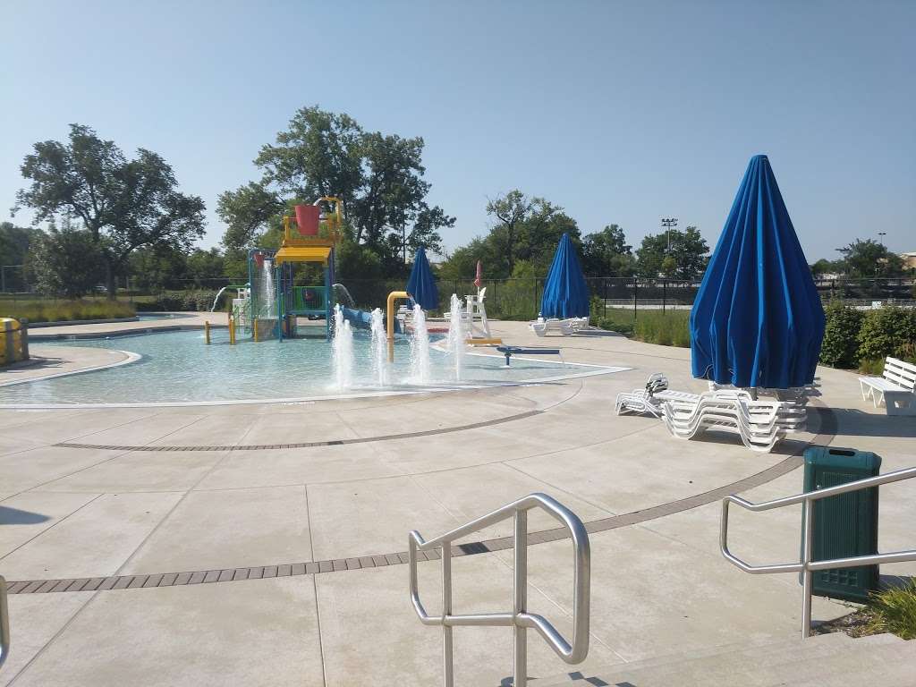 Green Lake Family Aquatic Center | 1100 River Oaks Dr, Calumet City, IL 60409 | Phone: (708) 794-6411