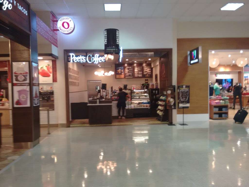 Peets Coffee | 2800 N Terminal Rd, Houston, TX 77032 | Phone: (281) 233-7650