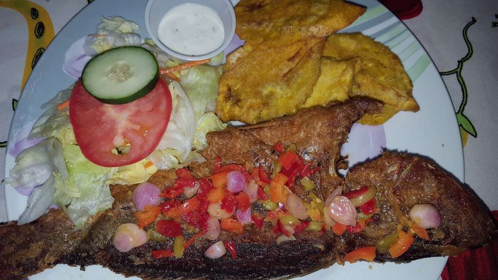 Caribbean Craft Restaurant | 1600 S Dixie Hwy, Lake Worth, FL 33460 | Phone: (561) 586-5580