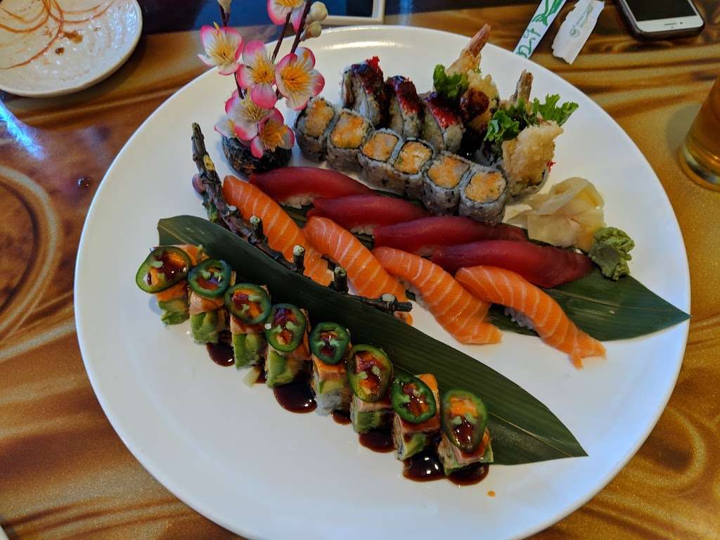 Kumo sushi | 25 Indian Rock Rd, Windham, NH 03087 | Phone: (603) 965-4390