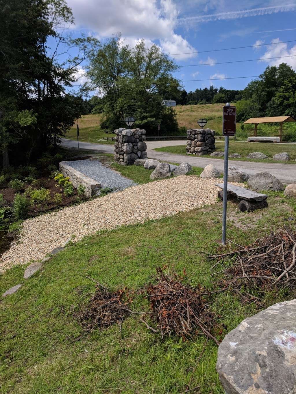 Johnsons Pond Parking and Car-top Boat Access | Groveland, MA 01834, USA