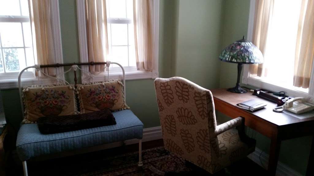 Longwood Bed & Breakfast Inn | 268 Kennett Pike, Chadds Ford, PA 19317, USA | Phone: (610) 388-6080