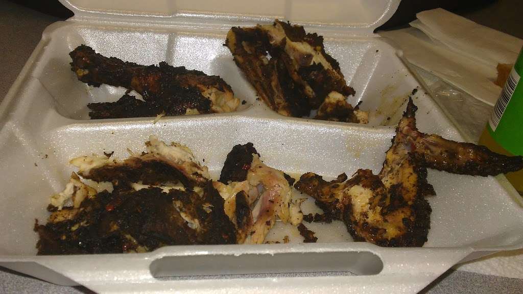 Park Island Jerk Chicken, Inc | 319 W 95th St, Chicago, IL 60628, USA | Phone: (773) 264-2100