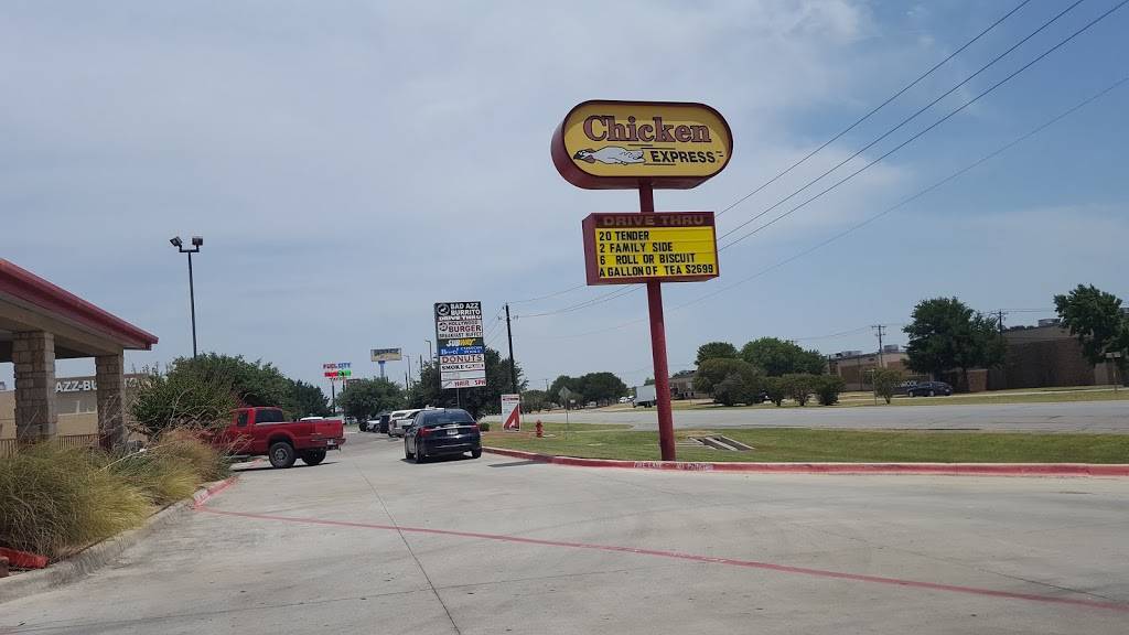 Chicken Express | 1212 S Blue Mound Rd, Saginaw, TX 76131, USA | Phone: (817) 234-9292