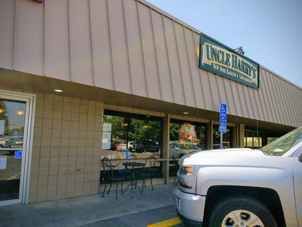 Uncle Harrys New York Bagelry | 4950 N Cedar Ave, Fresno, CA 93726 | Phone: (559) 490-0140