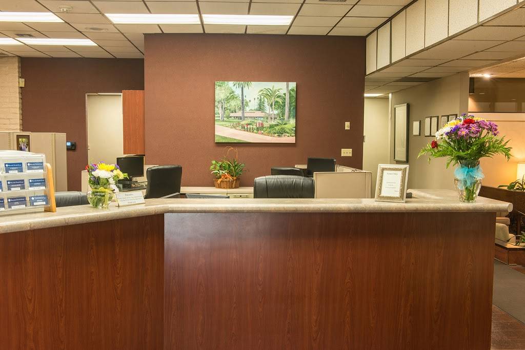 Riverside Dental Group | 7251 Magnolia Ave, Riverside, CA 92504, USA | Phone: (951) 689-5031