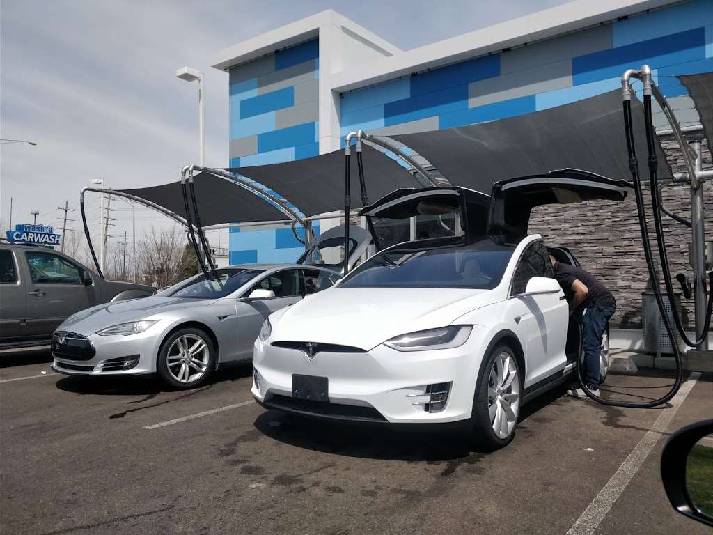 Tesla Body Repair | 875 N Ellsworth Ave, Villa Park, IL 60181 | Phone: (630) 359-2193