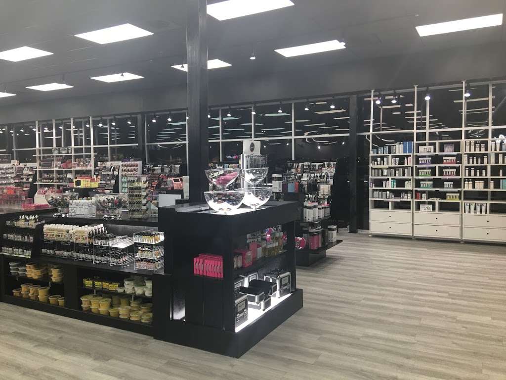 KC Beauty | 3319 Corridor Marketplace, Laurel, MD 20724 | Phone: (301) 477-7922