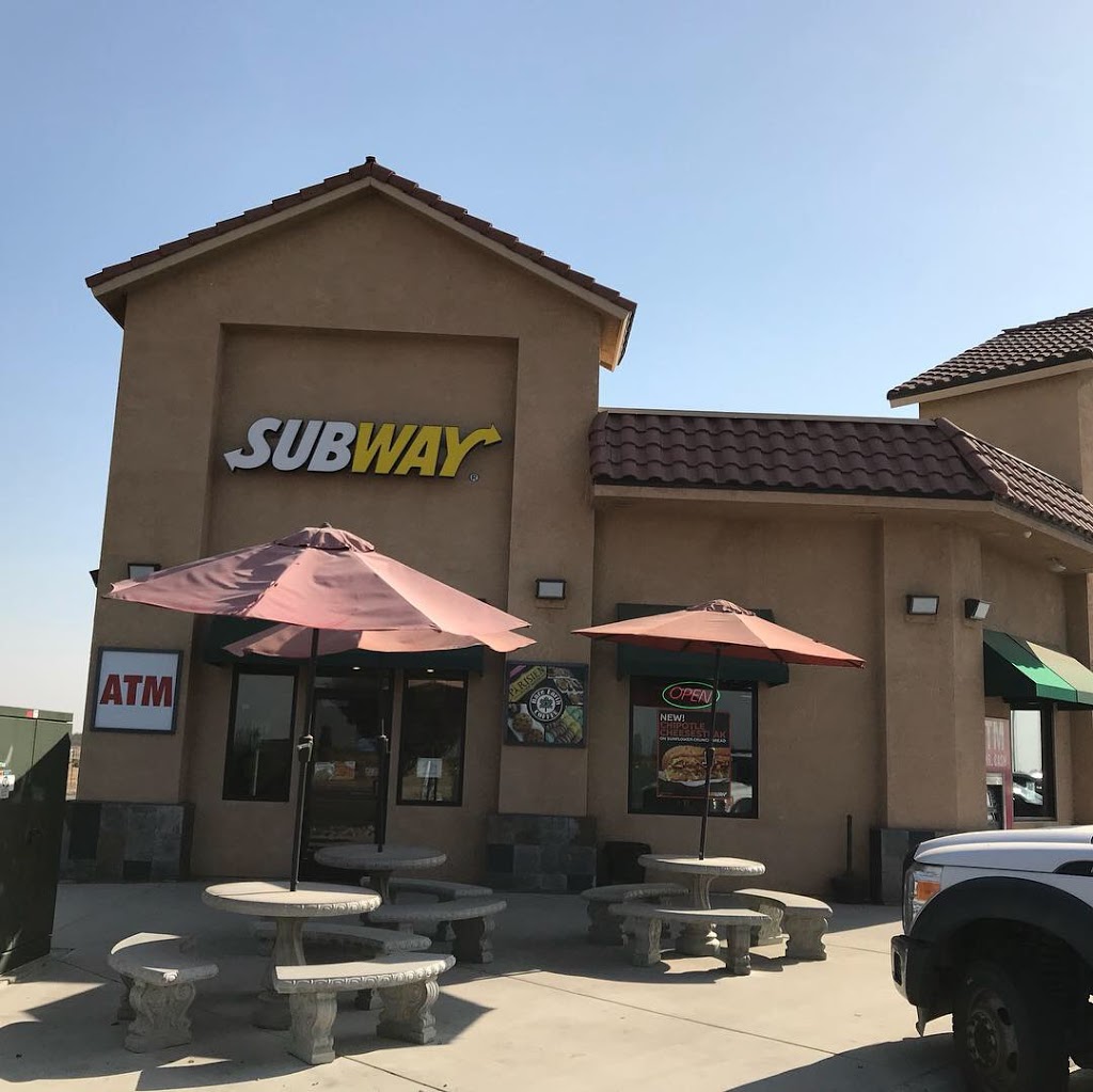 Johnny Quik Food Store / Chevron Gas / Subway | 32685 Ave 7, Madera, CA 93637, USA | Phone: (559) 673-4900