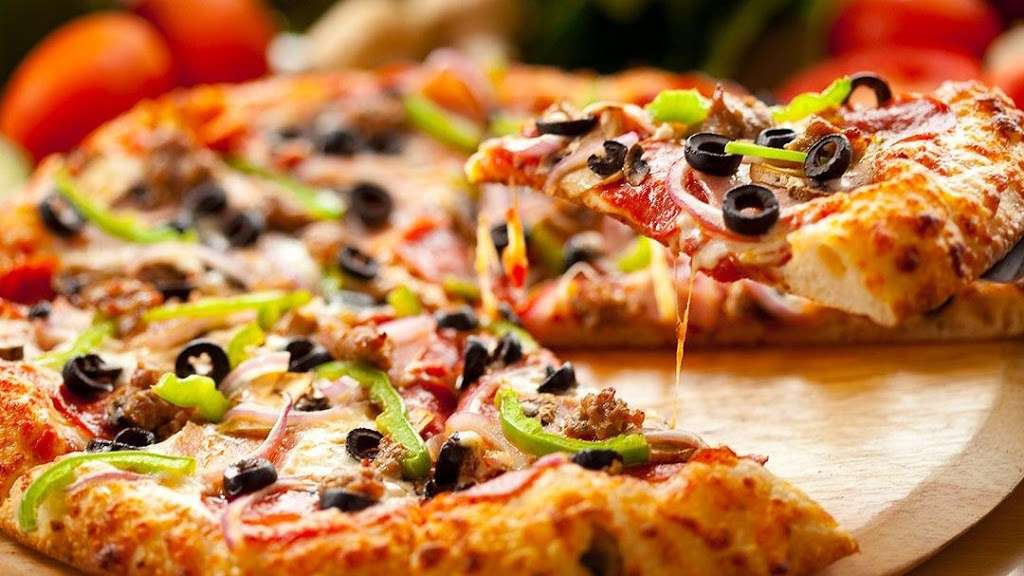 Delicious Pizzeria | 60 Landing Rd, Glen Cove, NY 11542, USA | Phone: (516) 759-0793
