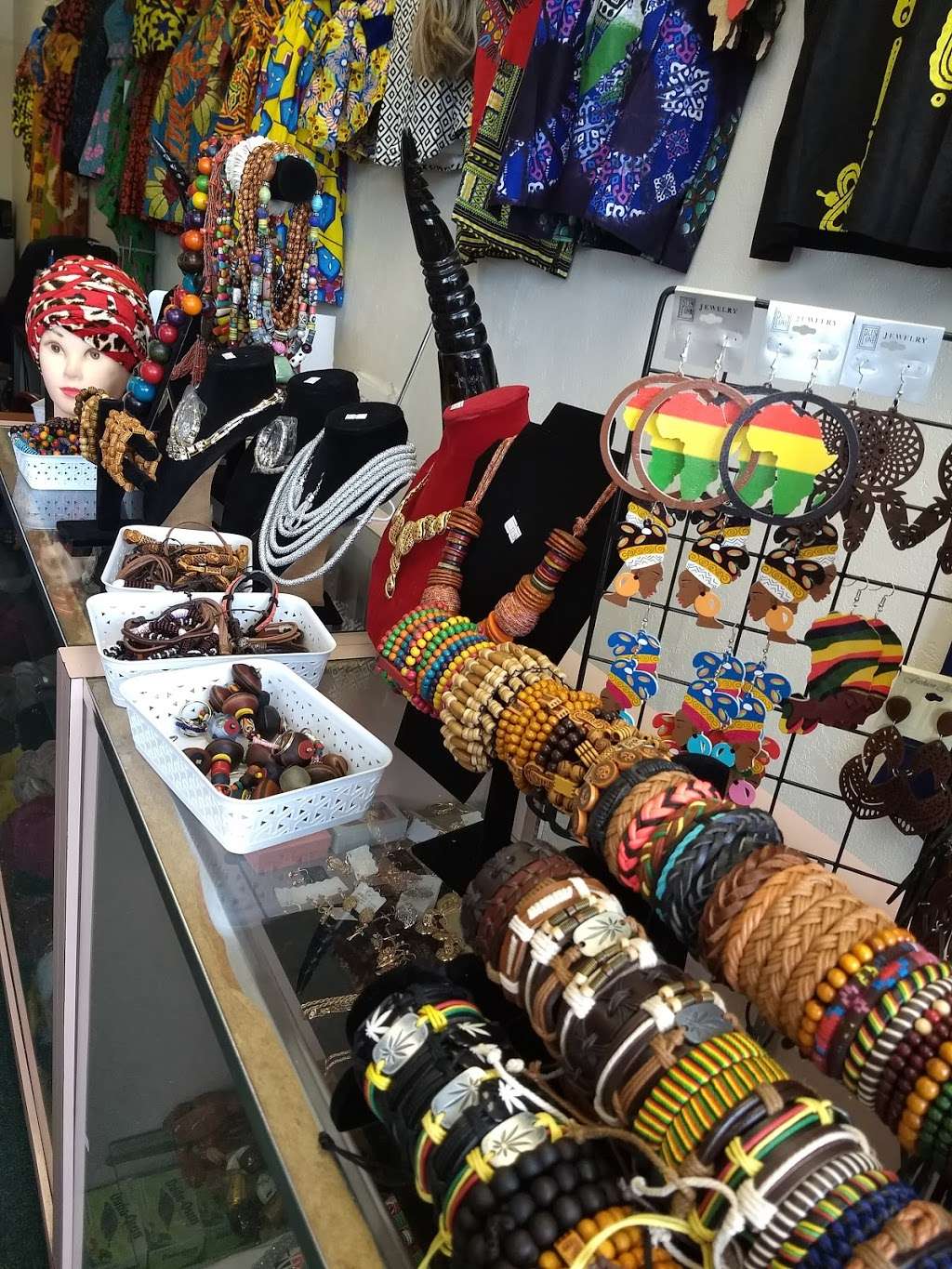 Veroex African wears and fabrics | 850 Cypress Creek Pkwy, Houston, TX 77090, USA | Phone: (832) 872-3889