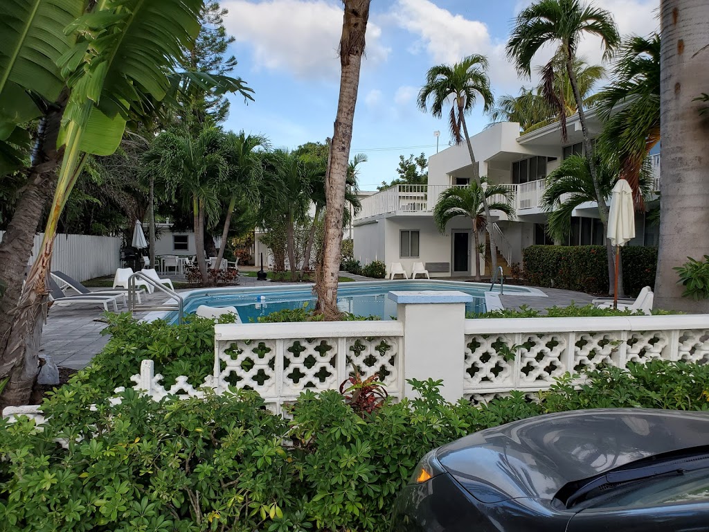 Beach Gardens | 533 Orton Ave, Fort Lauderdale, FL 33304, USA | Phone: (954) 565-5790