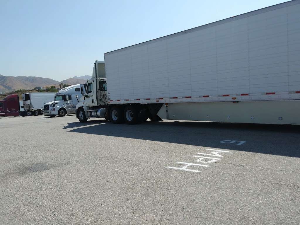 Desmonds Truck Storage | 12000 Paxton St, Lake View Terrace, CA 91342, USA | Phone: (818) 847-9590