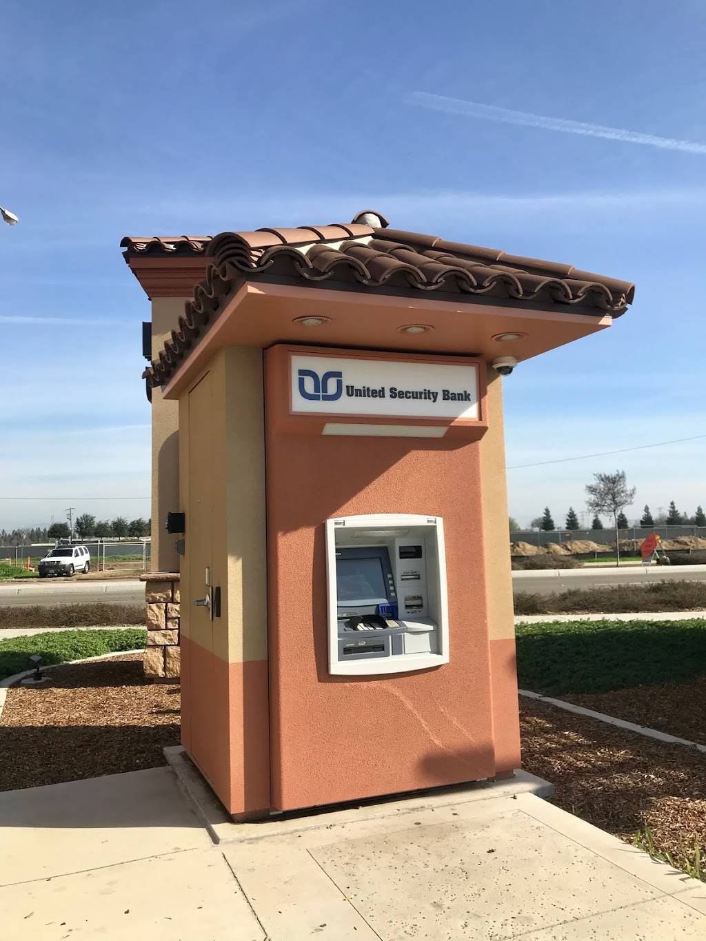 United Security Bank ATM not US bank | 6741 N Riverside Dr, Fresno, CA 93722, USA | Phone: (888) 683-6030