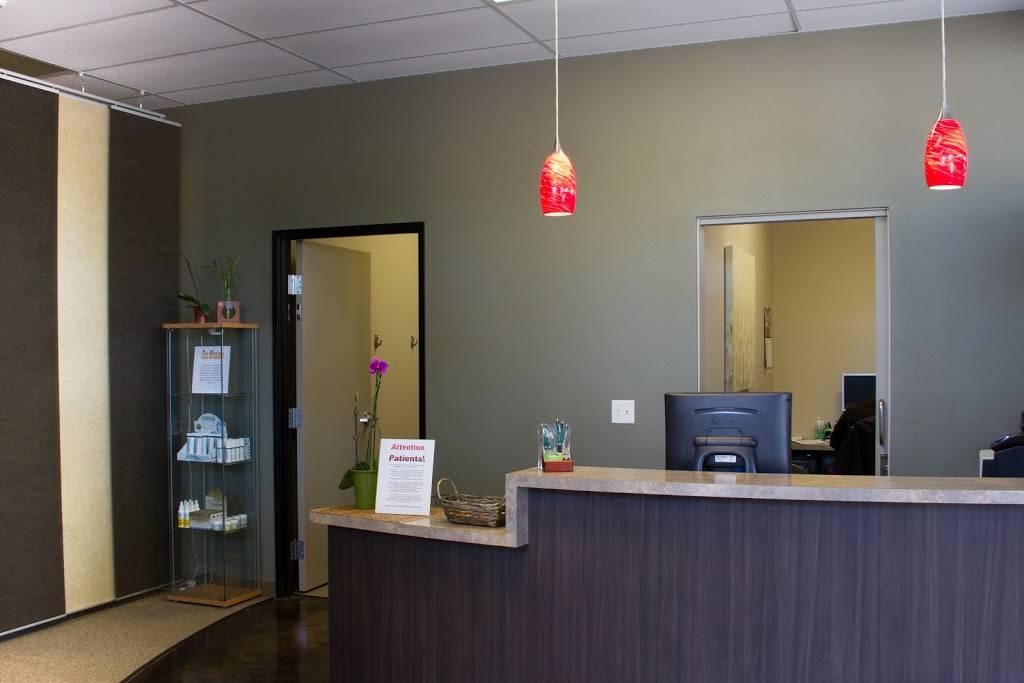 San Tan Chiropractic | 1900 W Germann Rd #16, Chandler, AZ 85286, USA | Phone: (480) 214-2007