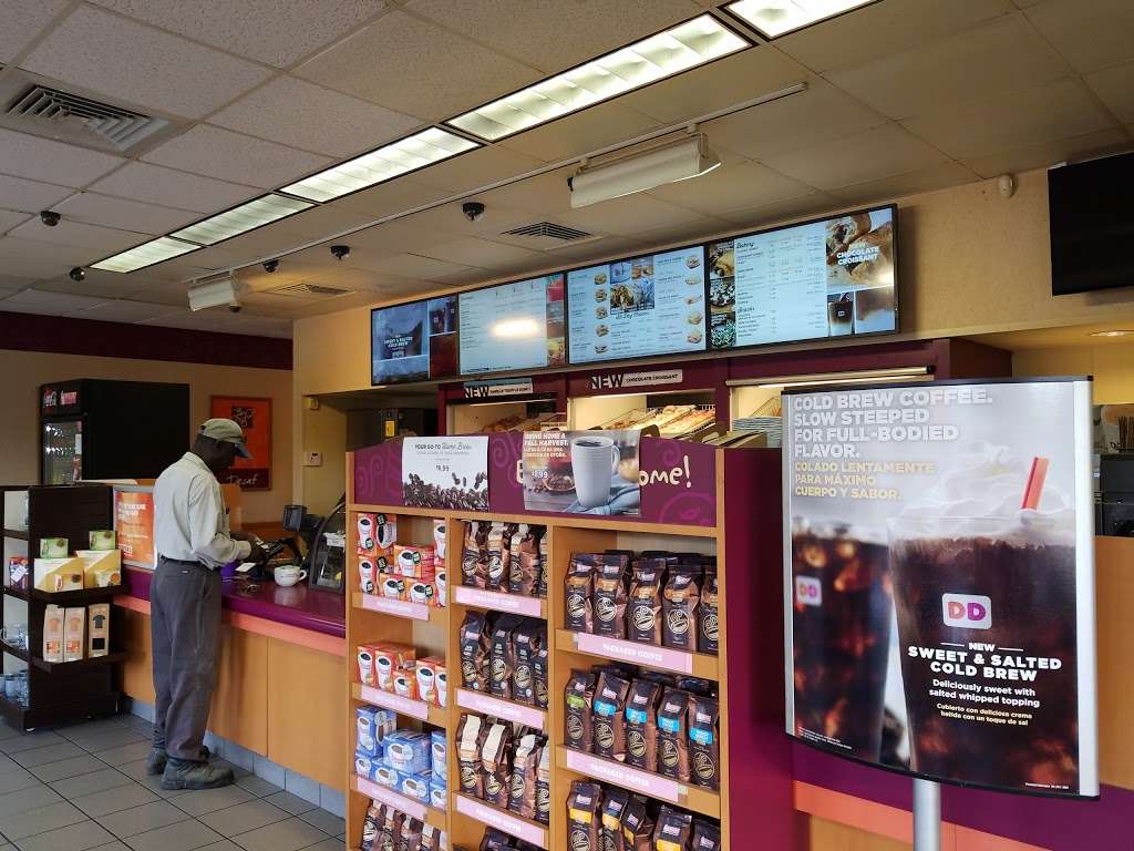 Dunkin Donuts | 1305 S Military Trail, Deerfield Beach, FL 33442 | Phone: (954) 281-1816