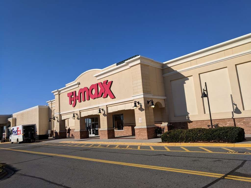 T.J. Maxx | 590 I River Hwy, Mooresville, NC 28117, USA | Phone: (704) 799-3757