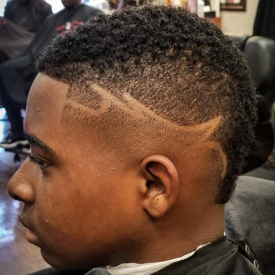 Fresh Styles Barbershop | 3200 S Cooper St, Arlington, TX 76015, USA | Phone: (817) 468-3990