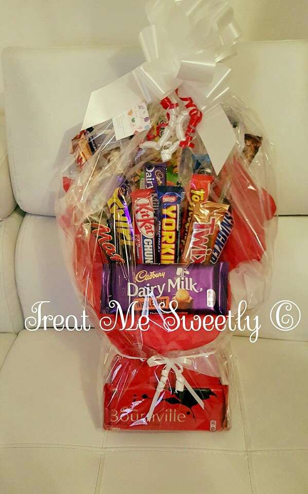 Treat Me Sweetly | 7 The Green, Cheshunt, Waltham Cross EN8 0HA, UK | Phone: 07875 441916