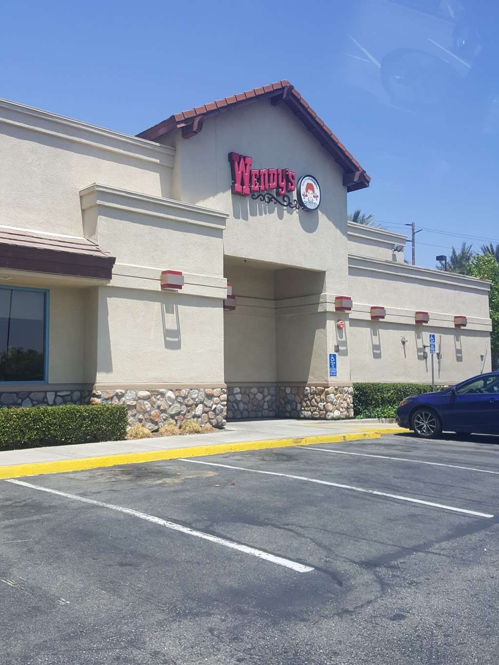 Wendys | 14439 Baseline Ave, Fontana, CA 92336 | Phone: (909) 356-8622