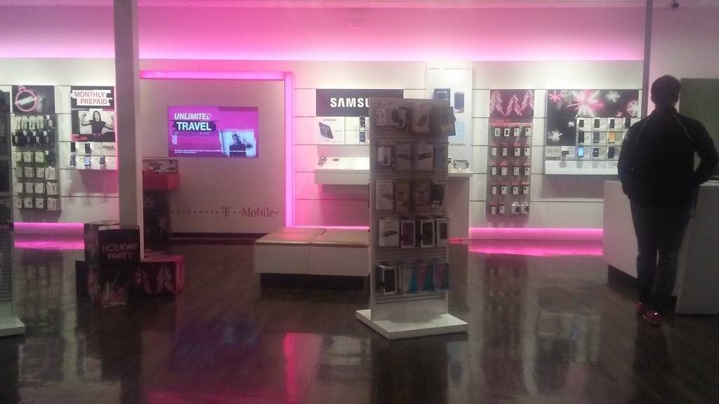 T-Mobile | 6087 S Pecos Rd Suite 103, Las Vegas, NV 89120 | Phone: (702) 433-2105