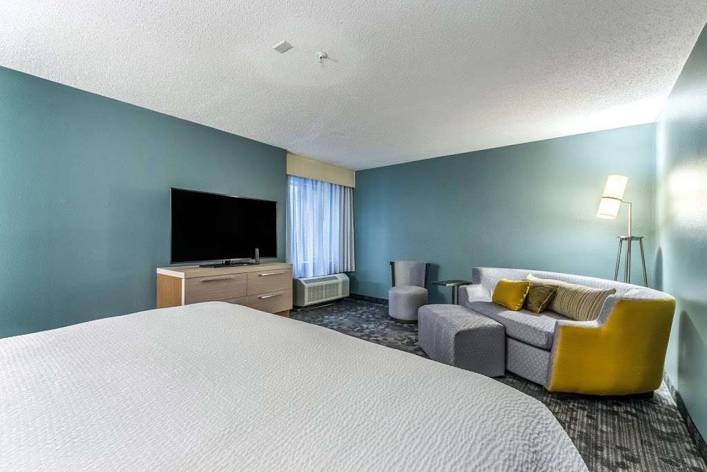 Courtyard by Marriott Dallas DFW Airport South/Irving | 2280 Valley View Ln, Irving, TX 75062, USA | Phone: (972) 790-8990