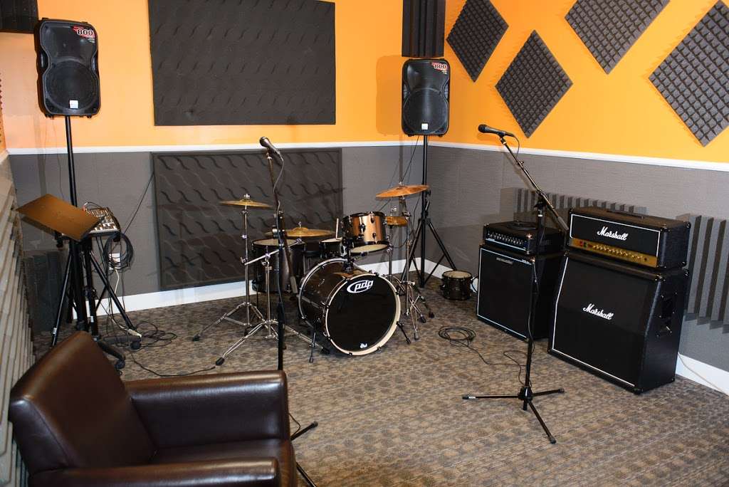 Decibel Rehearsal Studios | 14200 E Otero Ave, Englewood, CO 80112, USA | Phone: (720) 460-4956