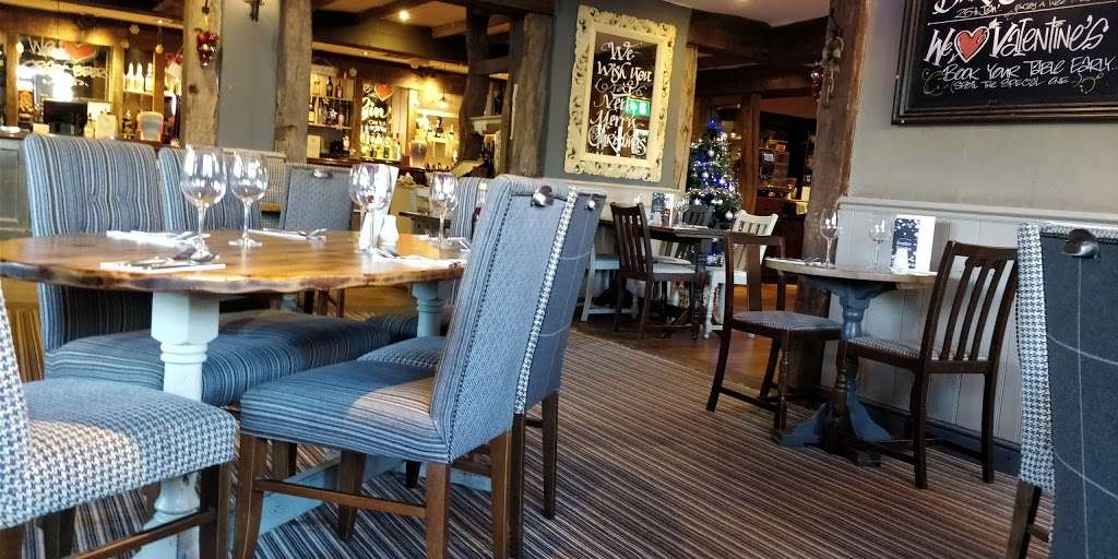 Star Inn | London Rd, Felbridge, East Grinstead RH19 2QR, UK | Phone: 01342 323239