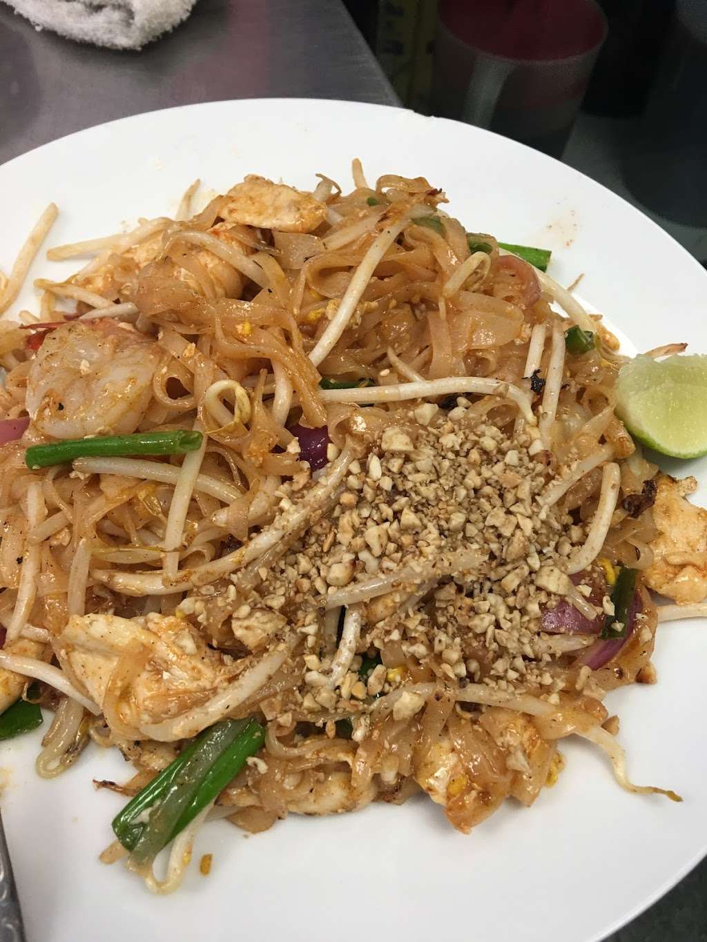 Thai Canteen Thai Kitchen | 17620 Bellflower Blvd b108, Bellflower, CA 90706, USA | Phone: (562) 866-8873