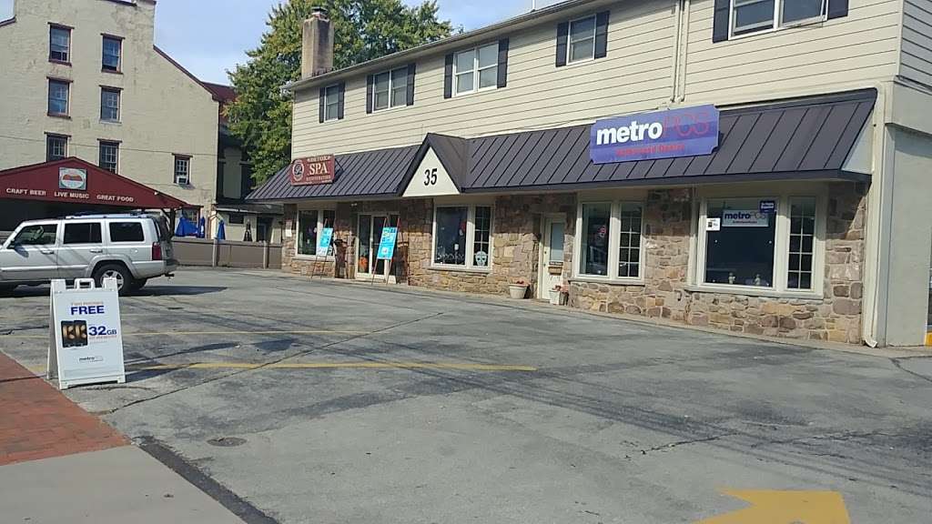 Metro by T-Mobile | 35 Bridge St, Phoenixville, PA 19460 | Phone: (888) 863-8768