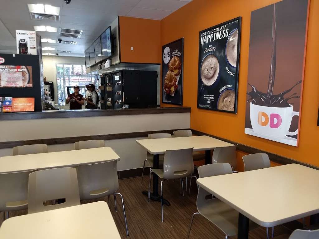 Dunkin | 3085 College Park Dr Suite A, Conroe, TX 77384, USA | Phone: (936) 224-4951