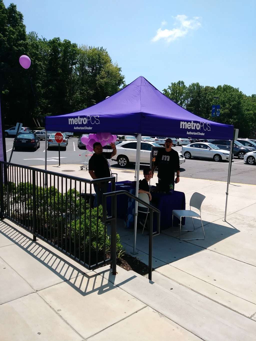 Metro by T-Mobile | 7887 Heritage Dr, Annandale, VA 22003, USA | Phone: (571) 830-6516 Metro by T-Mobile | 7887 Heritage Dr, Annandale, VA 22003, USA | Phone: (571) 830-6516