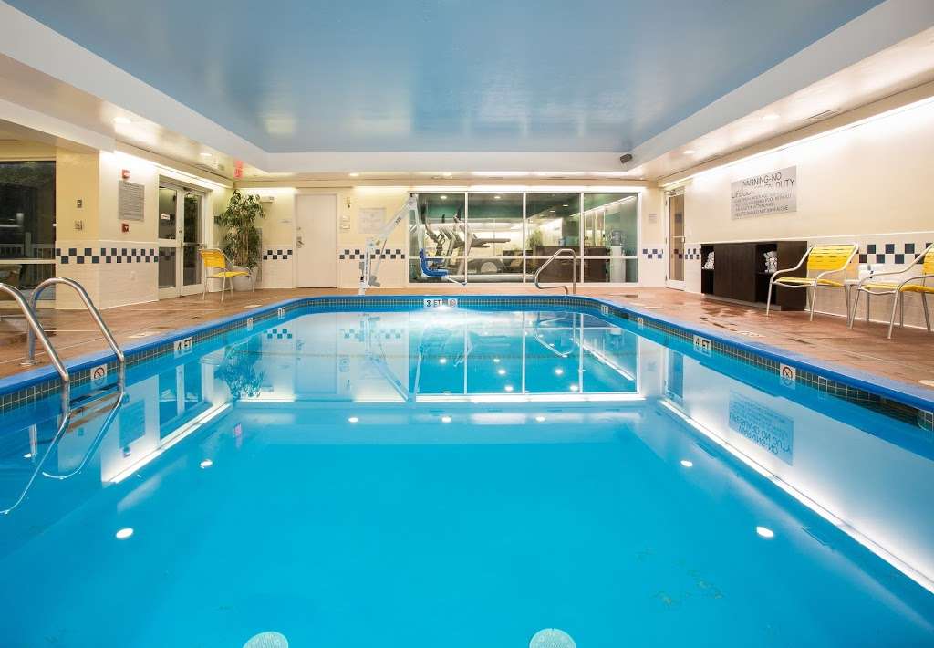 Fairfield Inn & Suites by Marriott Boston Milford | 1 Fortune Blvd, Milford, MA 01757, USA | Phone: (508) 478-0900
