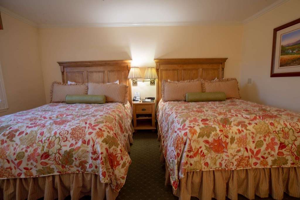 Best Western Plus Elm House Inn | 800 California Blvd, Napa, CA 94559, USA | Phone: (707) 255-1831