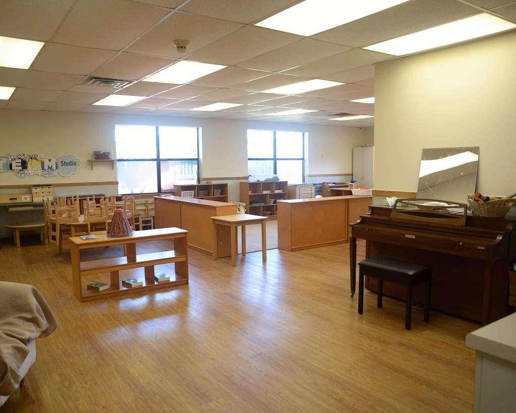 New Territory Montessori School | 4935 Sandhill Dr, Sugar Land, TX 77479 | Phone: (281) 494-4800