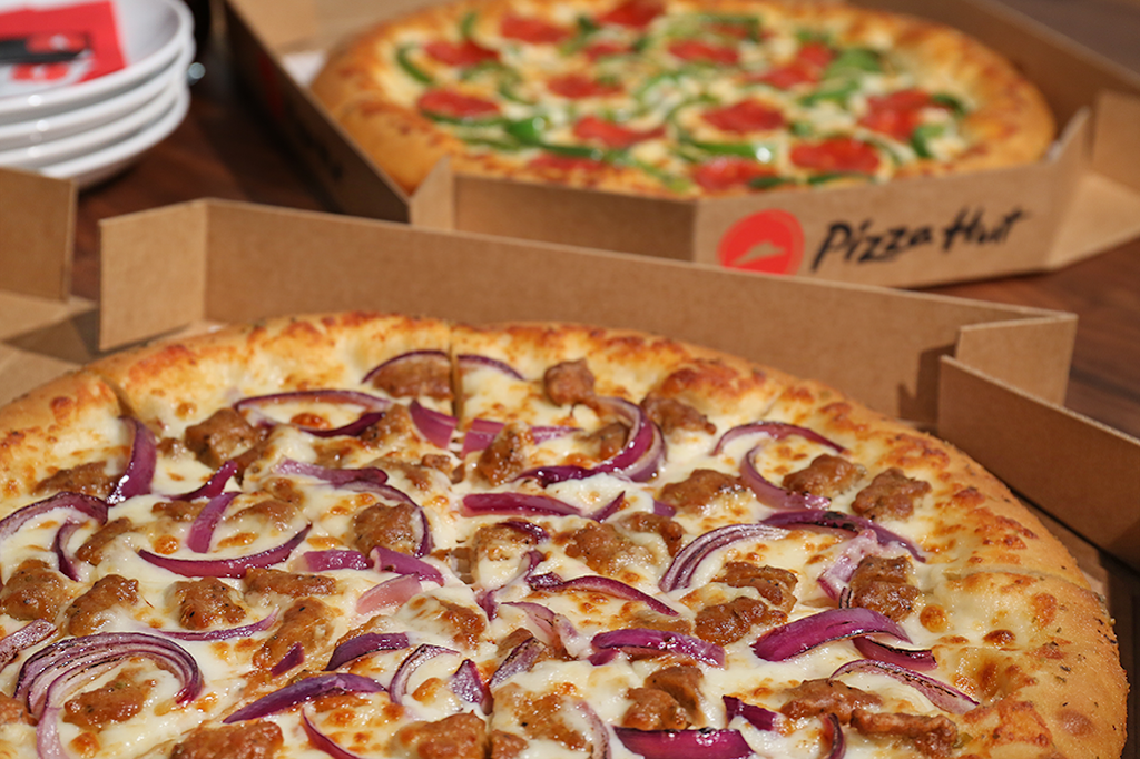 Pizza Hut | 27025 W Eames St Suite I, Channahon, IL 60410, USA | Phone: (815) 521-1199