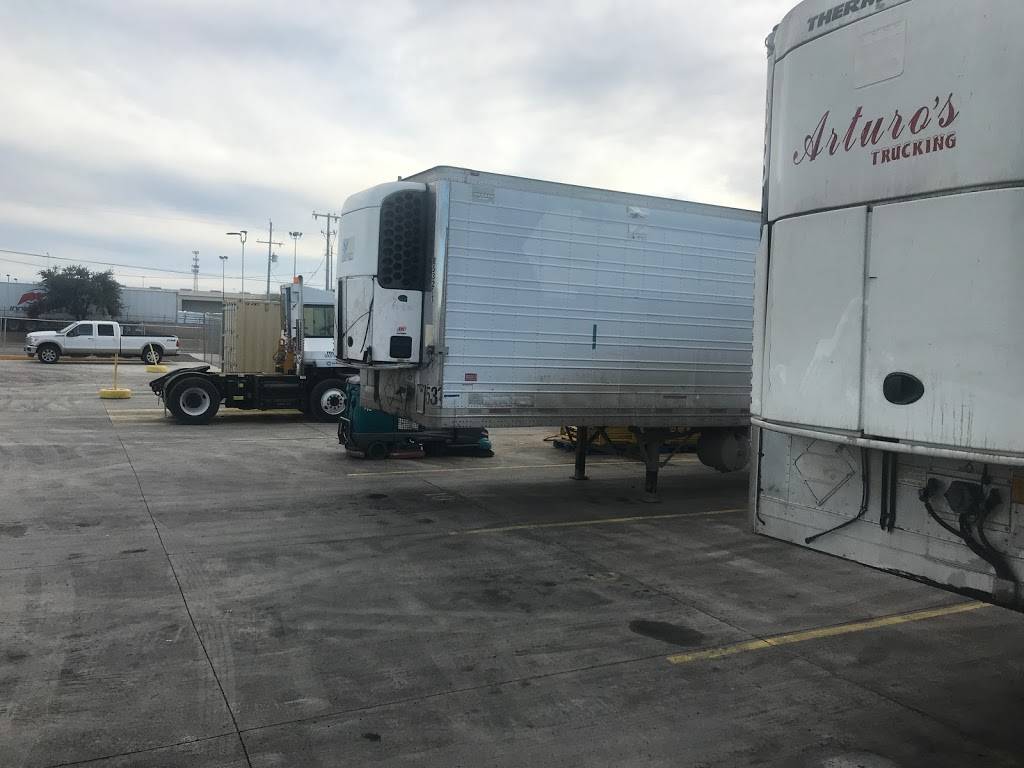 Cold Terminal Laredo | 602 Union Pacific Blvd, Laredo, TX 78045, USA | Phone: (956) 413-6400