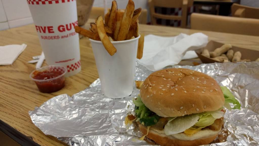 Five Guys | 43 Middlesex Turnpike, Burlington, MA 01803, USA | Phone: (781) 750-3152