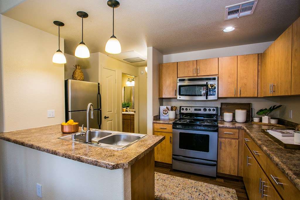 Versante Apartment Homes | 11120 W Van Buren St, Avondale, AZ 85323, USA | Phone: (602) 313-8195