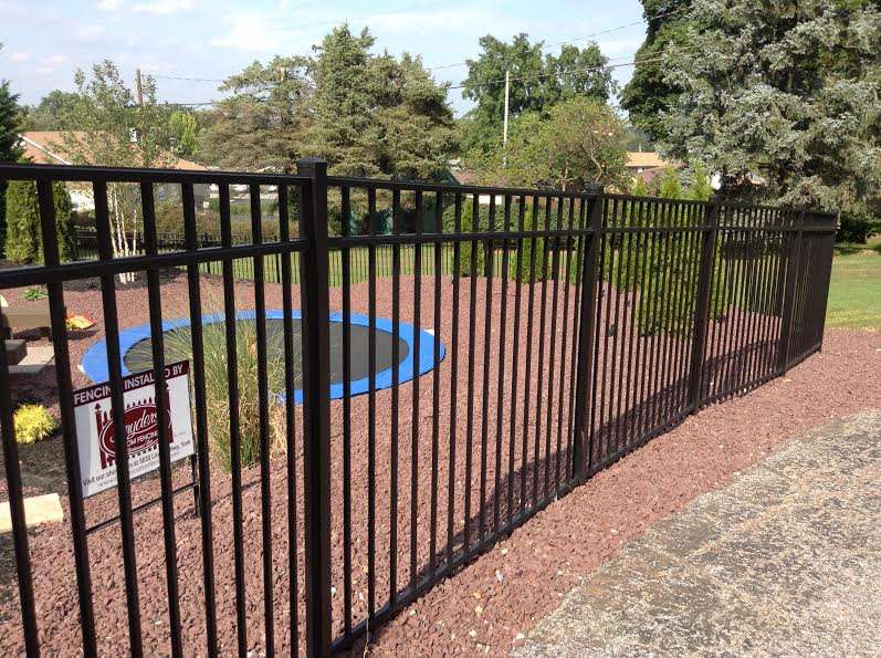 Snyders Custom Fencing | 5830 Lincoln Ave, York, PA 17406, USA | Phone: (717) 757-3573