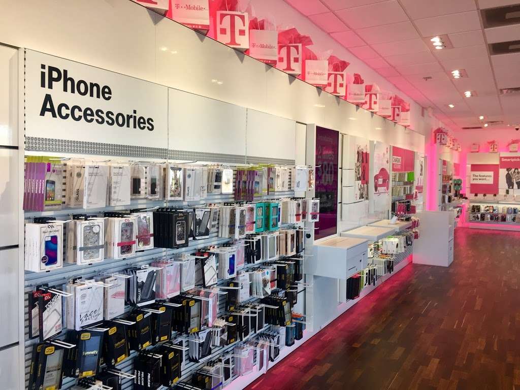 T-Mobile | 4830 Wilson Rd Ste 200, Humble, TX 77396 | Phone: (281) 441-1732