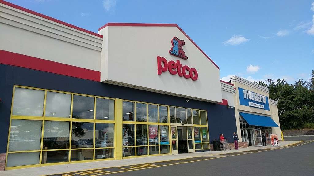 Petco Animal Supplies | 300 US-202, Raritan, NJ 08869 | Phone: (908) 203-8840